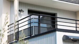Lire la suite à propos de l’article Comment choisir le garde-corps parfait pour votre maison : Conseils et astuces de sélection.